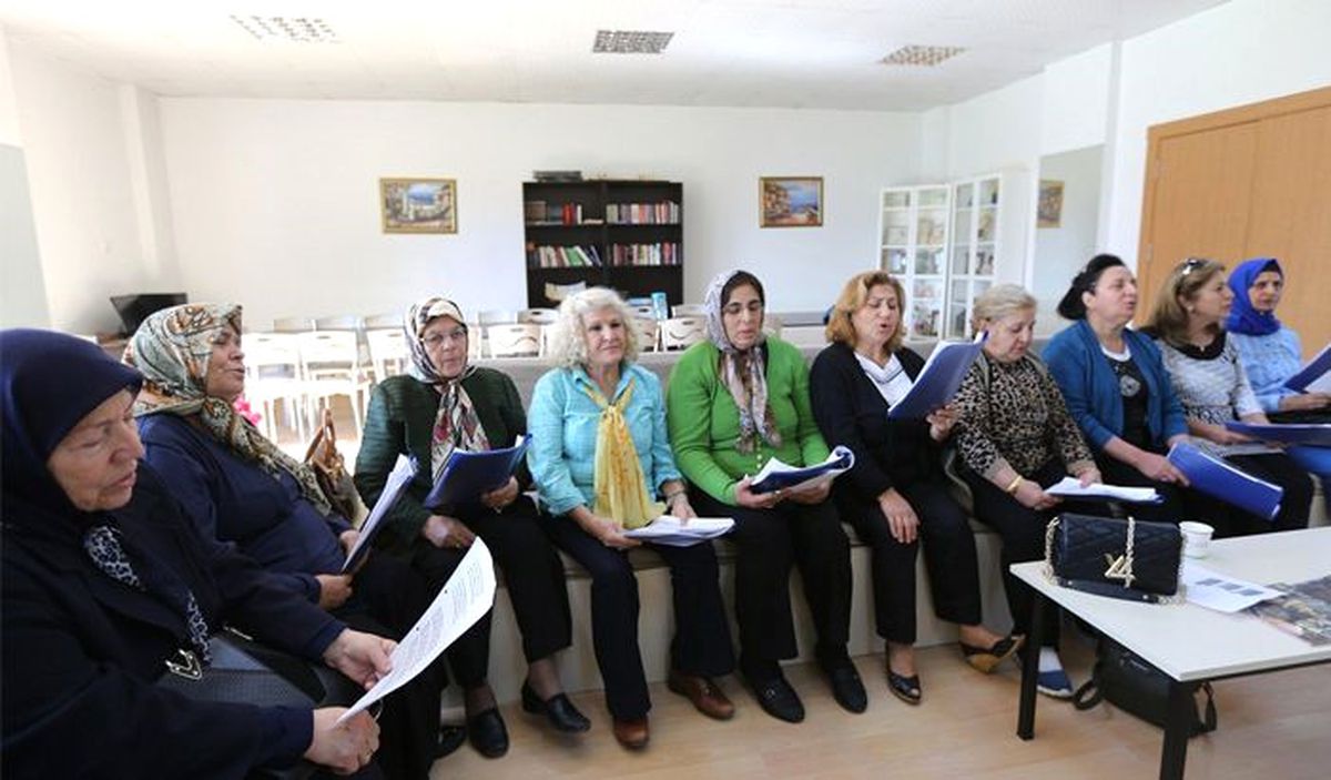 İkinci Baharlarını "Koro"Da Geçiriyorlar