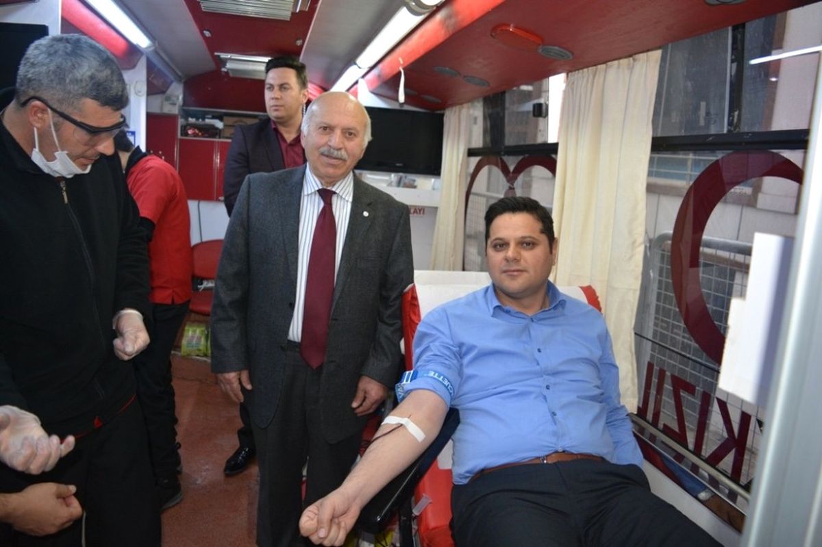 İpekyolu Belediyesi\'nden Kan Bağışı
