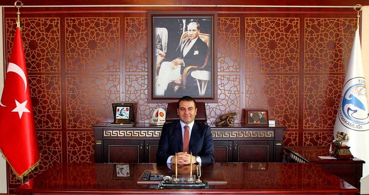 Kaymakam Yaşar \'Yılın Kaymakamı\' Seçildi