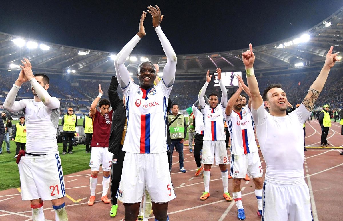 Lyon\'un Hedefinde Kupa Var