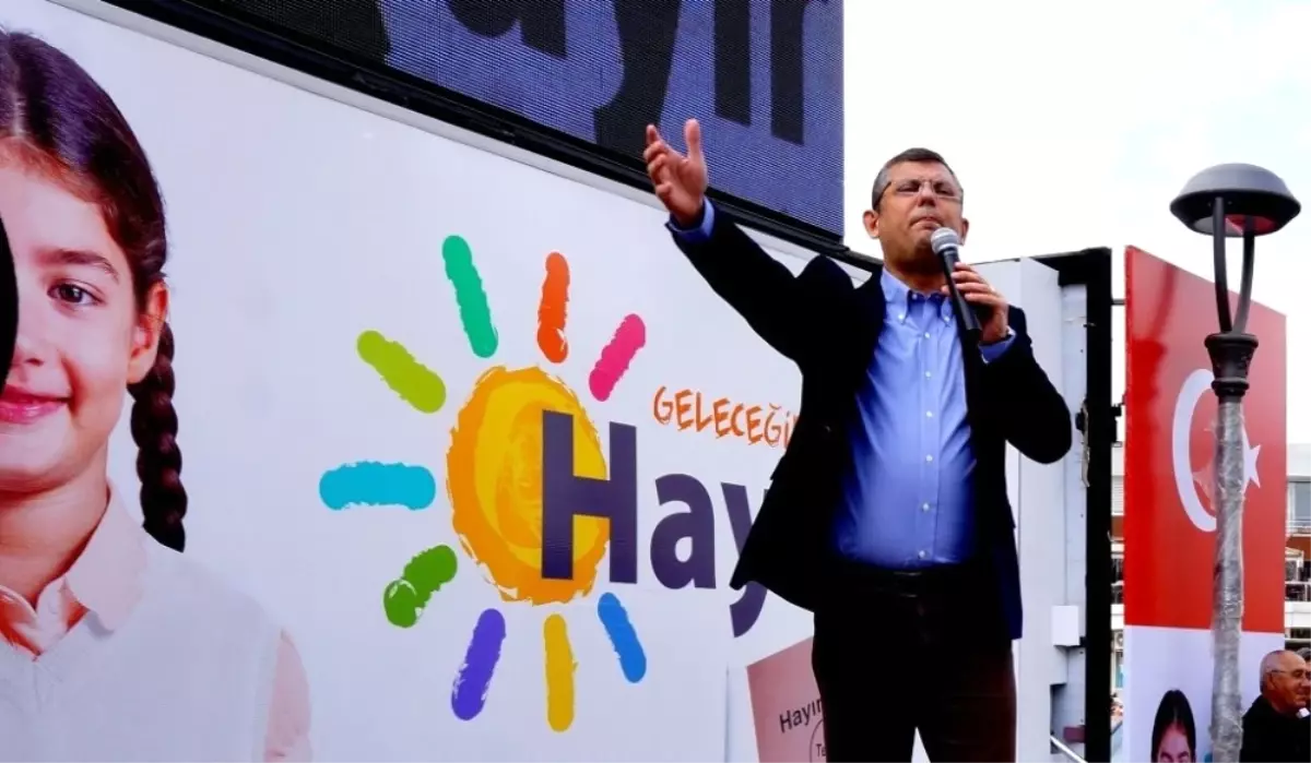 Özgür Özel Sarıgöl\'de Konuştu