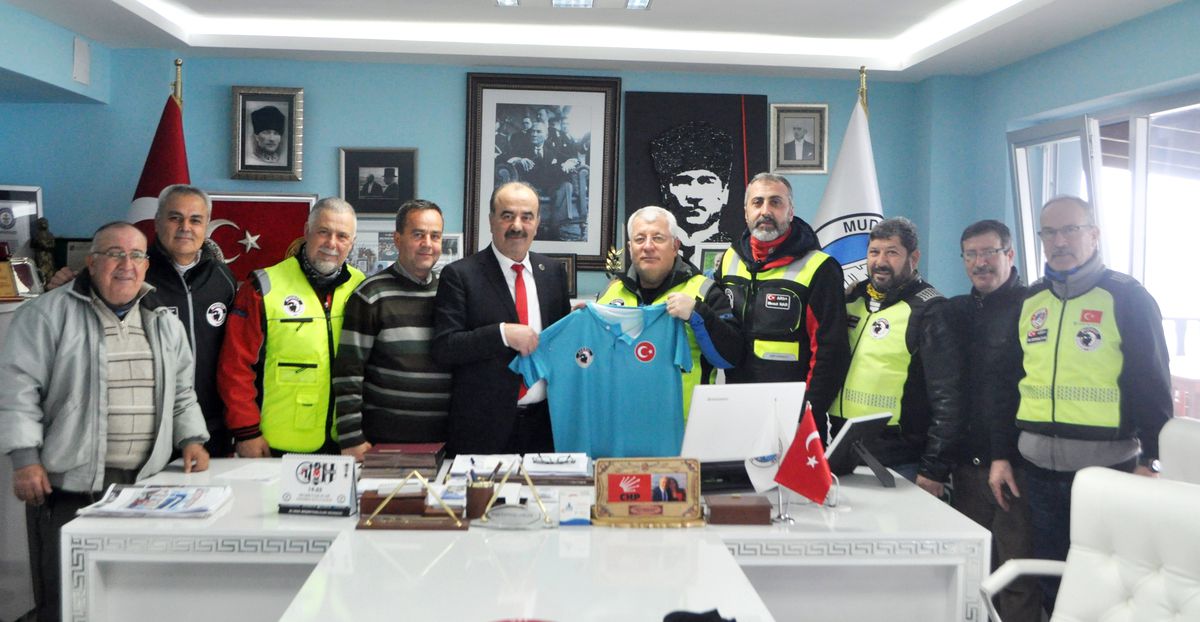Şehitlere Saygı Sürüşü Öncesi Türkyılmaz\'a Ziyaret