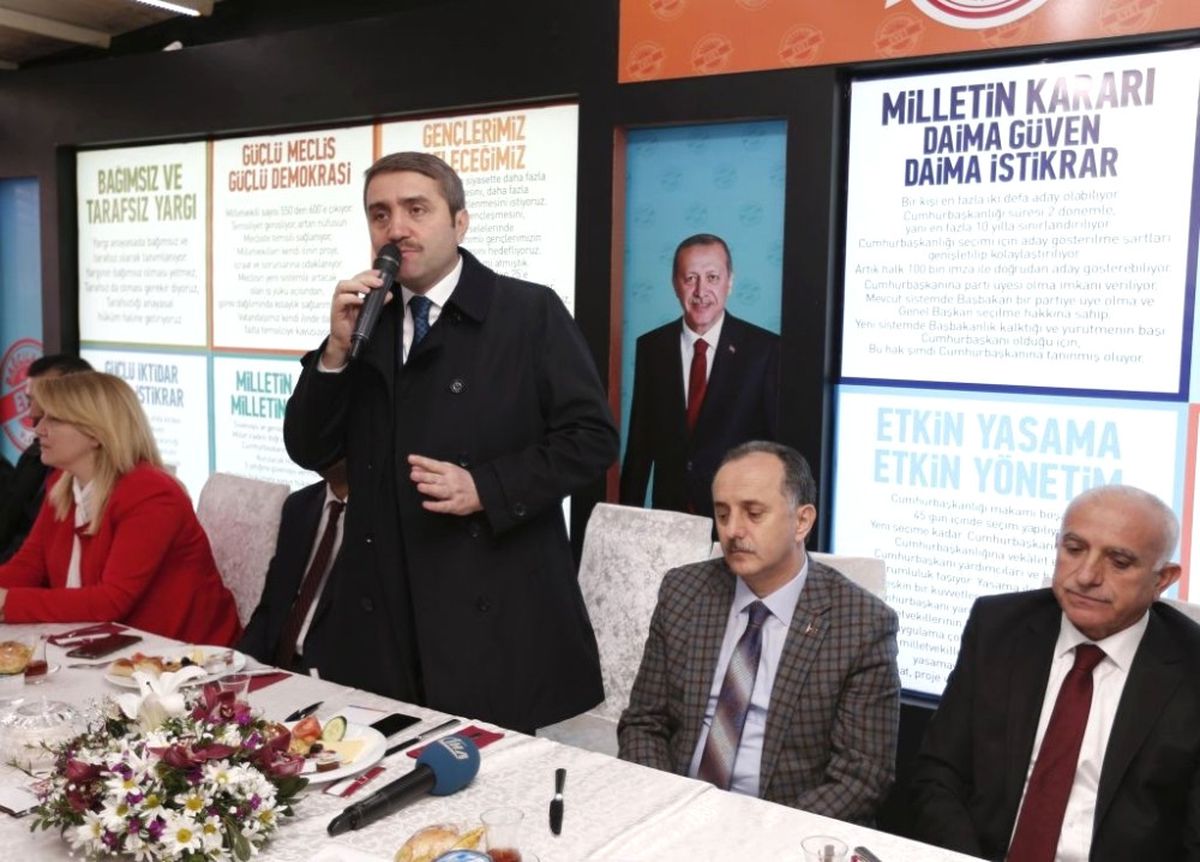 Selim Temurci: "Türkiye, Milli Değerlere Sahip Liderleriyle Gelişmiştir"