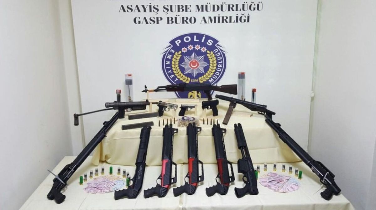 Silahlı Kavgaya Karışan Gruptan Cephanelik Çıktı