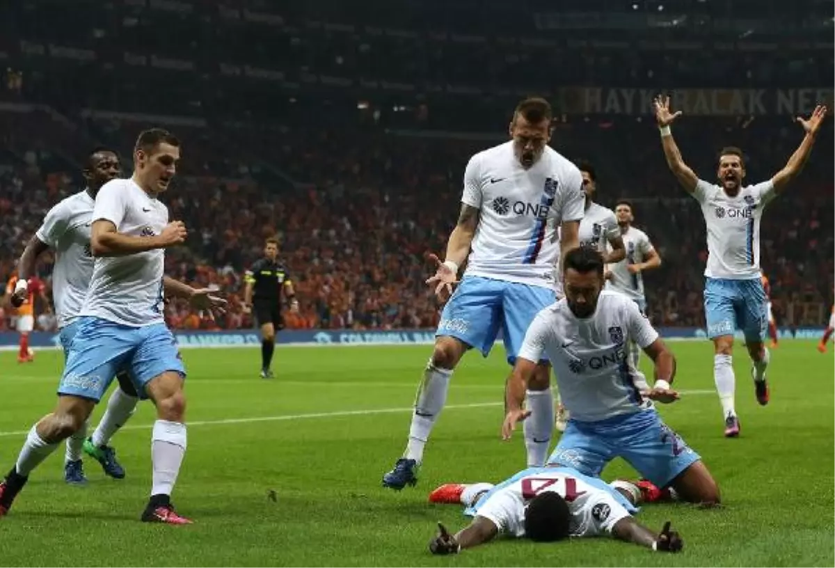 Trabzonspor Zorlu Galatasaray Karşısında