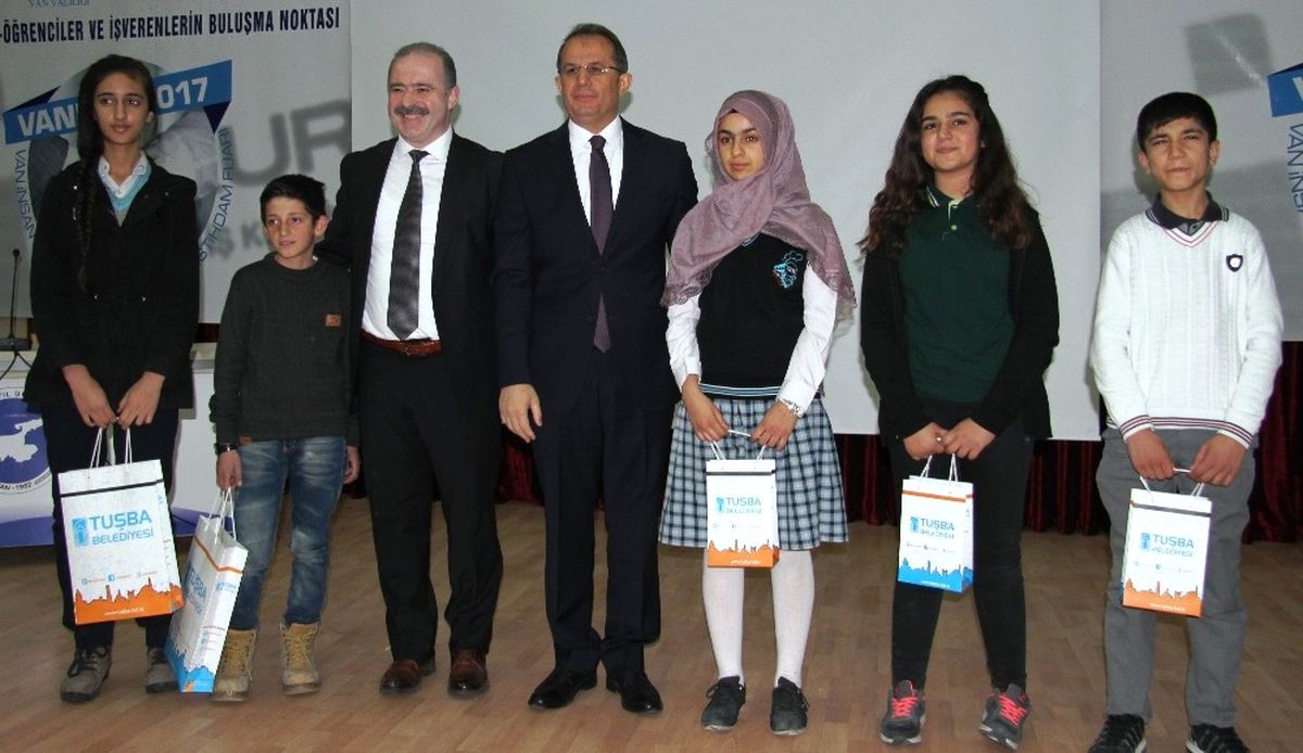 Tuşba\'da \'15 Temmuz Darbe Girişimi ve Milli Mücadele\' Yarışması