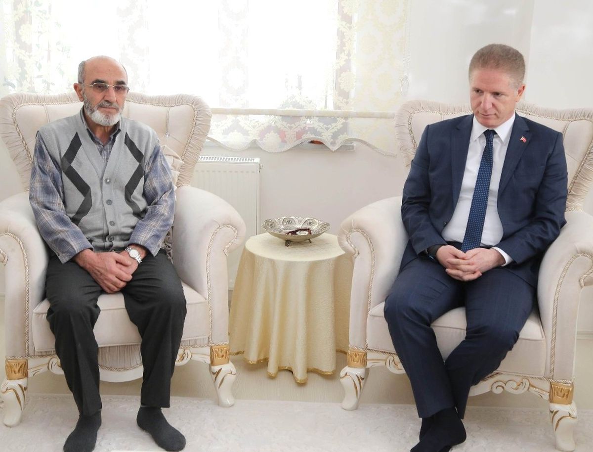 Vali Gül, Şehit Ailelerini Ziyaret Etti