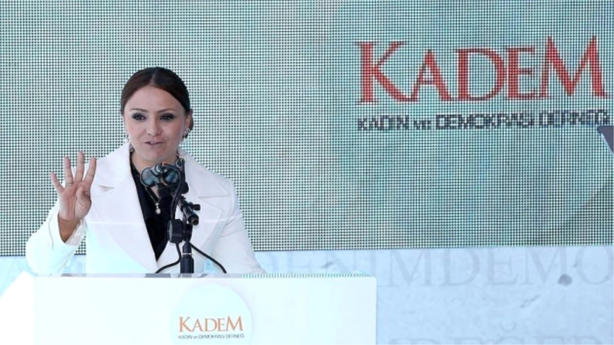ABD\'de "Türk Siyasi Tarihinde Kadın Paneli"