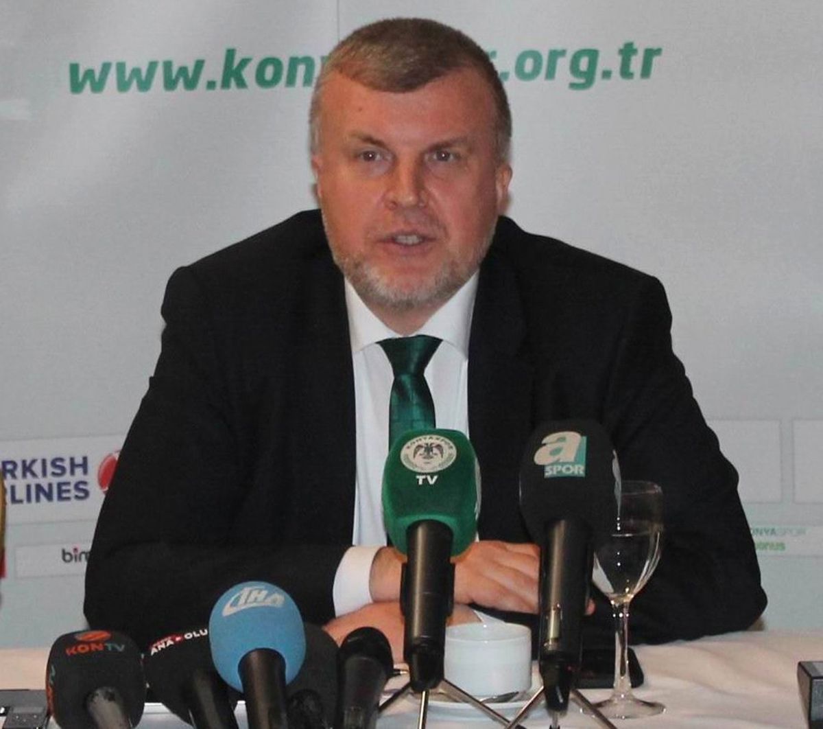 Ahmet Şan, Aykut Kocaman\'a Sahip Çıktı