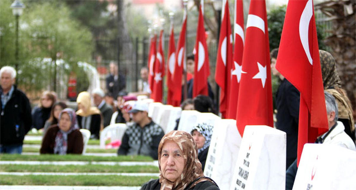 Antalya\'da Çanakkale Şehitleri Anıldı