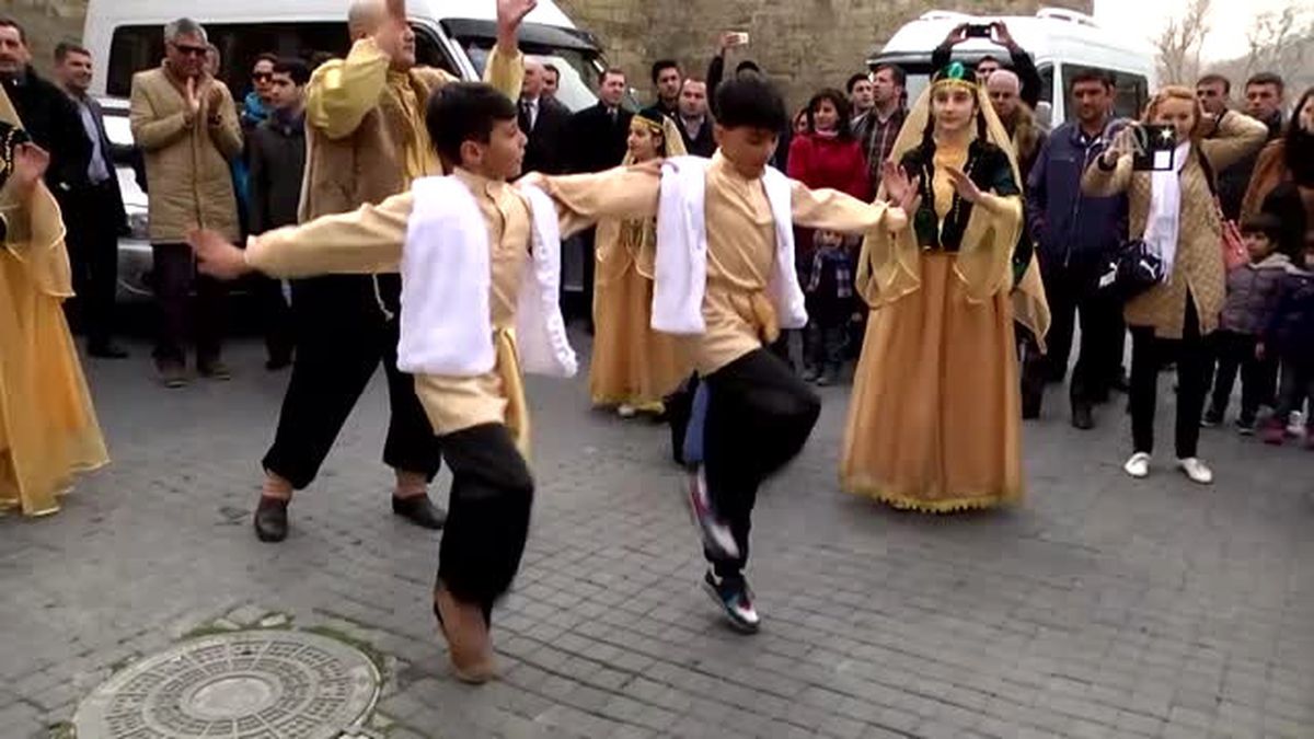 Azerbaycan\'da Nevruz Coşkusu