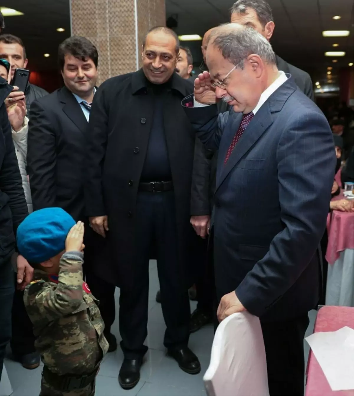 Bakan Akdağ\'dan Şehit Yeğenine Asker Selamı