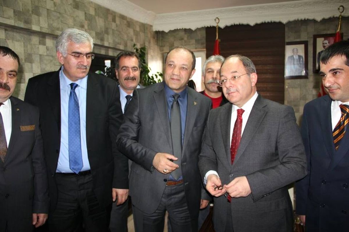 Bakan Akdağ MHP Erzurum İl Başkanlığını Ziyaret Etti