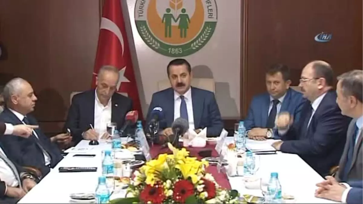 Bakan Faruk Çelik: "Kutsalları, Değerleri Ulu Orta Siyasete Alet Etmek Doğru Değildir"