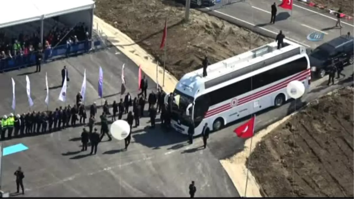 Başbakan Binali Yıldırım: "Milletimiz İçin Çanakkale 1915 Köprüsü ile Geçilir"