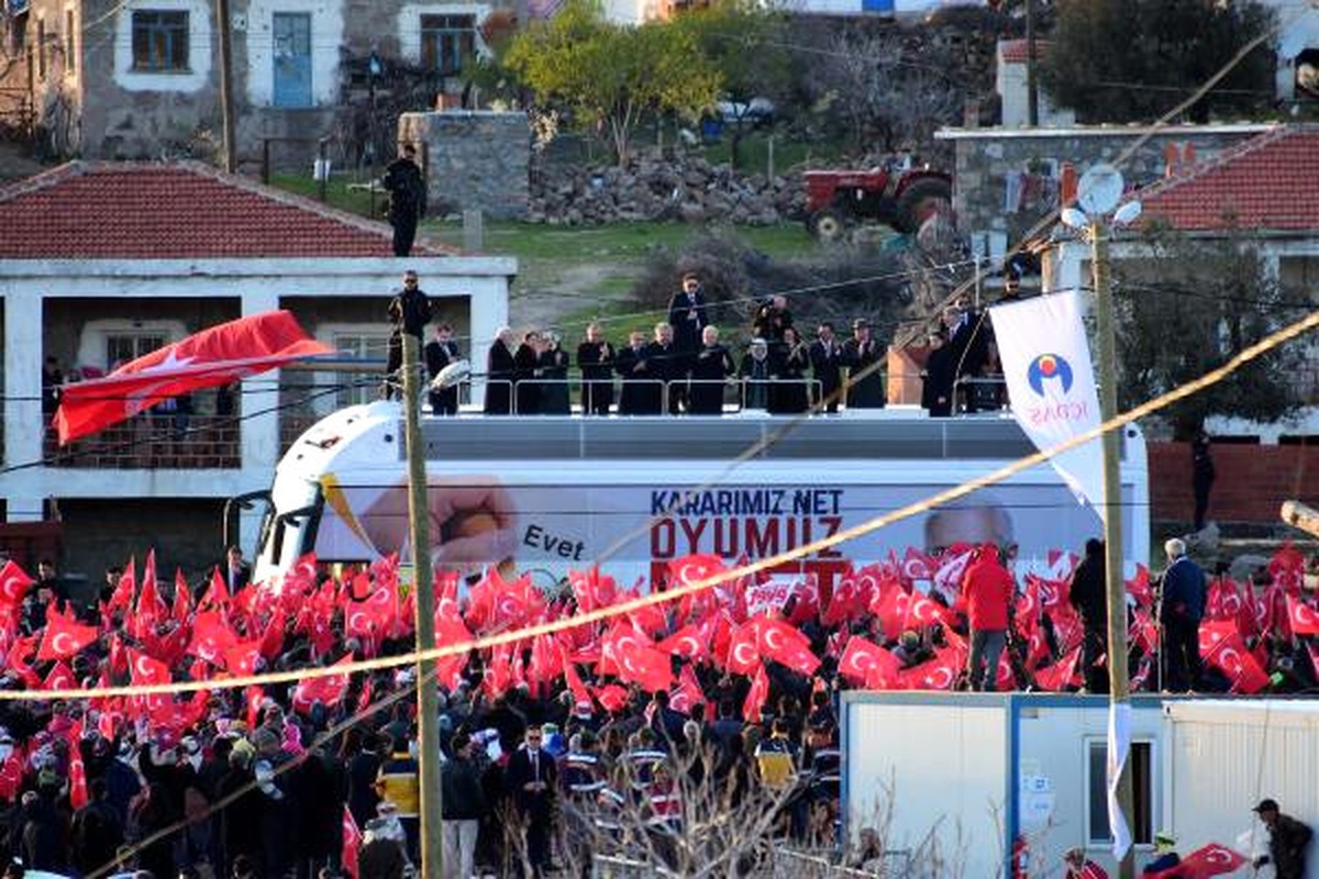 Başbakan Yıldırım, Depremzedeleri Ziyaret Etti, Müjde Verdi