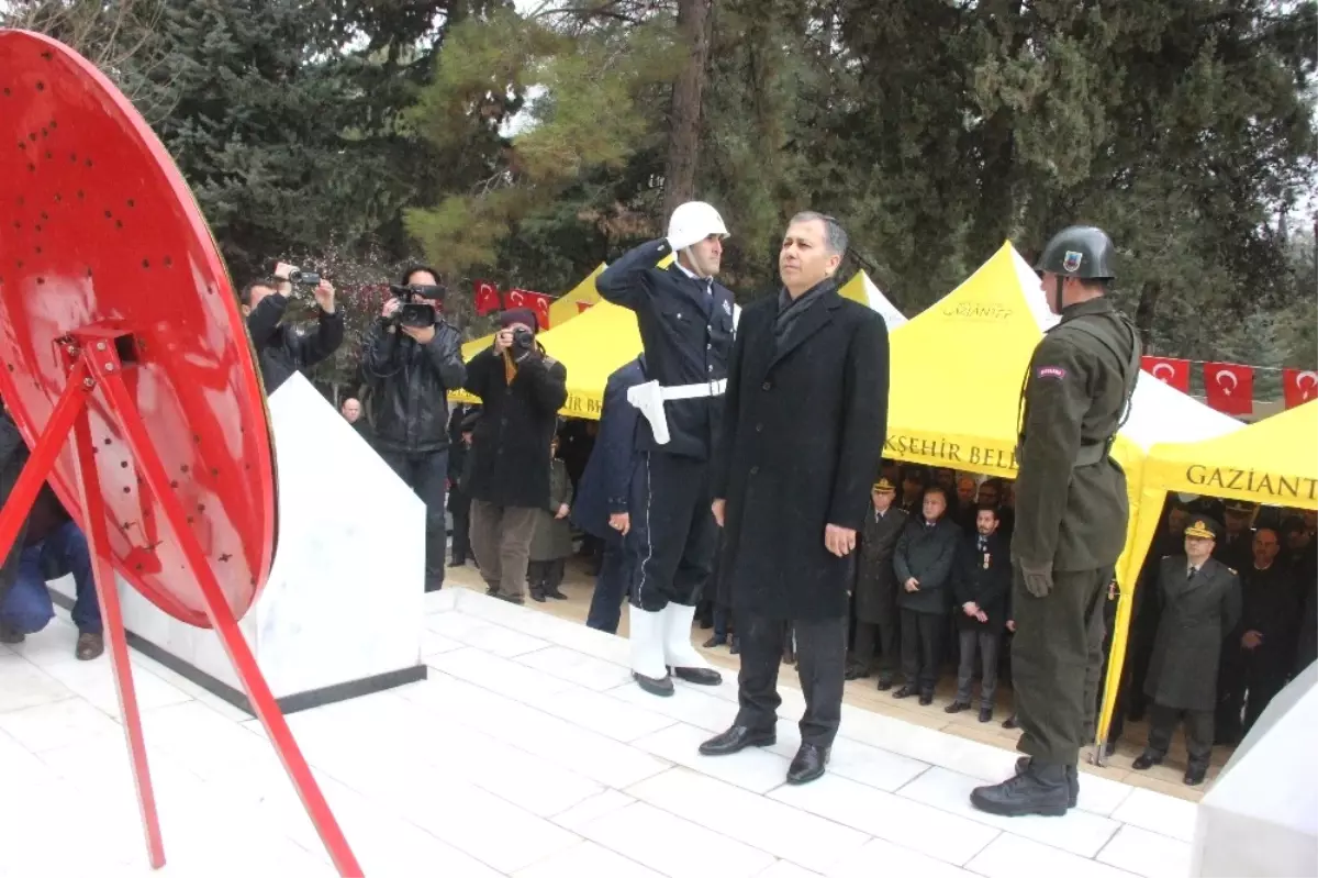 Çanakkale Zaferinin 102. Yıl Dönümünde Şehitler Anıldı