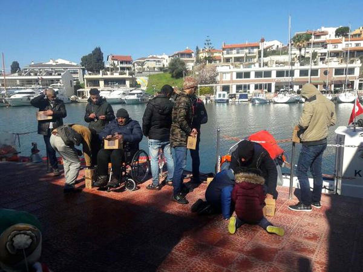 Çeşme\'de 28 Kaçak Yakalandı
