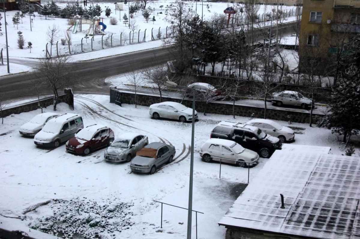 Doğu\'da Kar Yağışı
