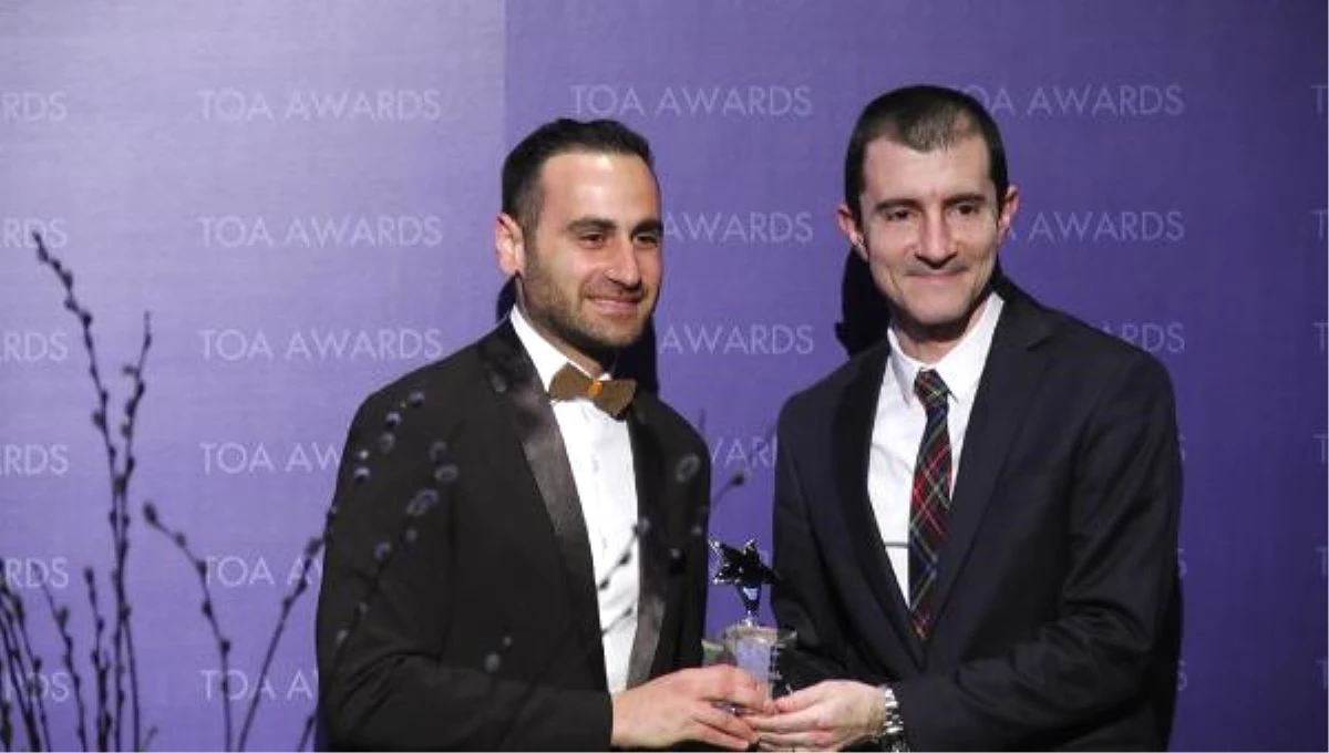 Genç Amerikalı Türkler Ödüllerini Aldı