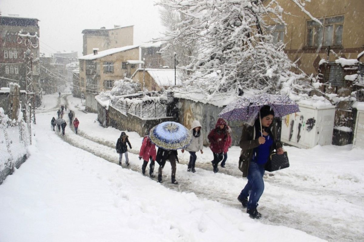 Hakkari\'de Kar Esareti