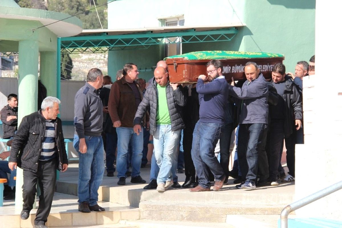 Harun Tekin\'den Dedesine Veda