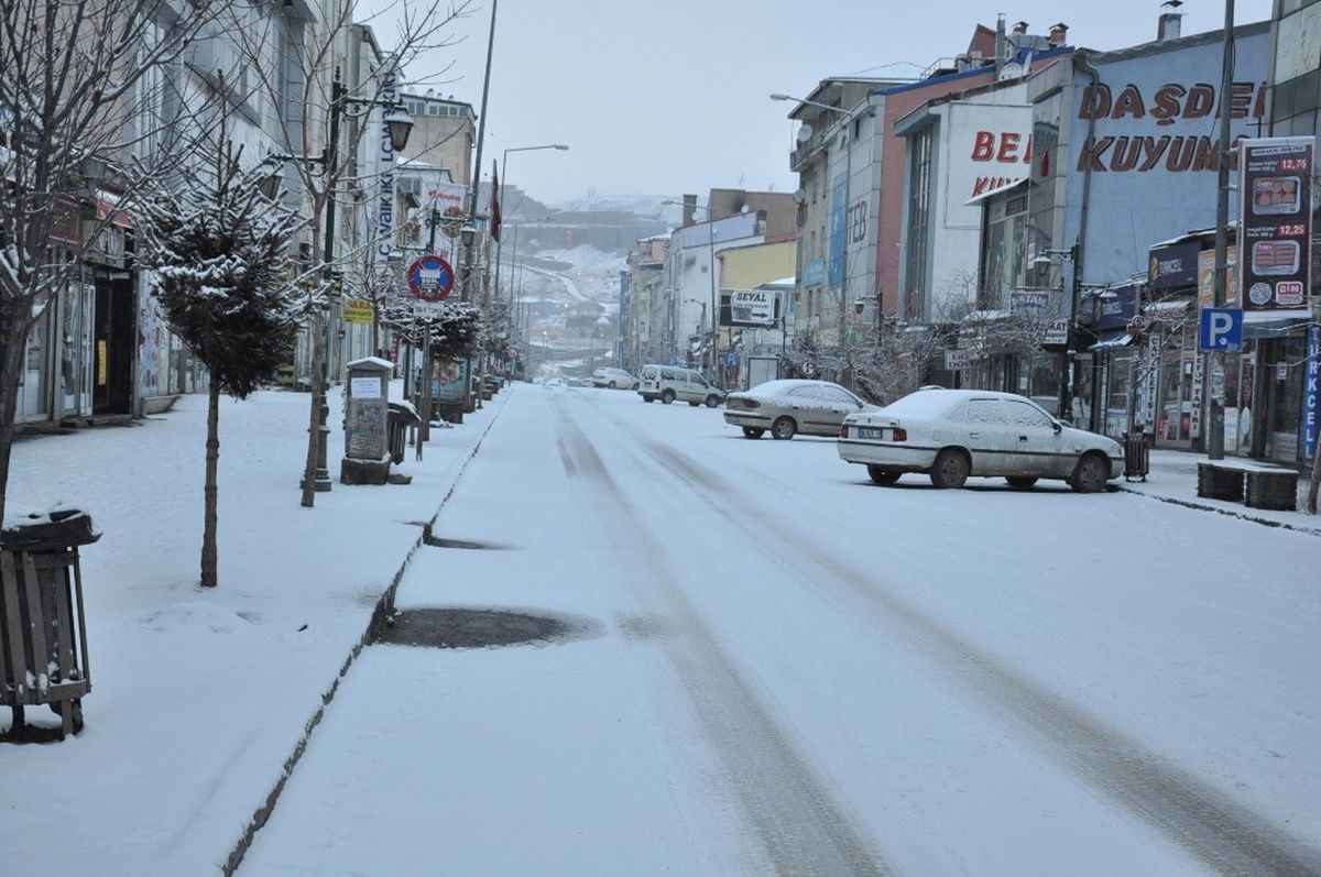 Kars\'ta Kar Sürprizi