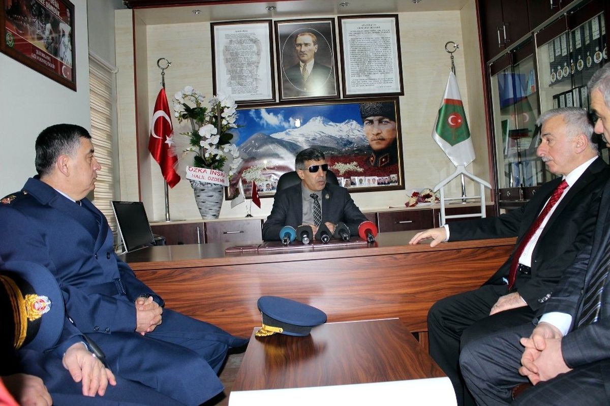 Kayseri Protokolünden Şehit Aileleri Derneği\'ne Ziyaret