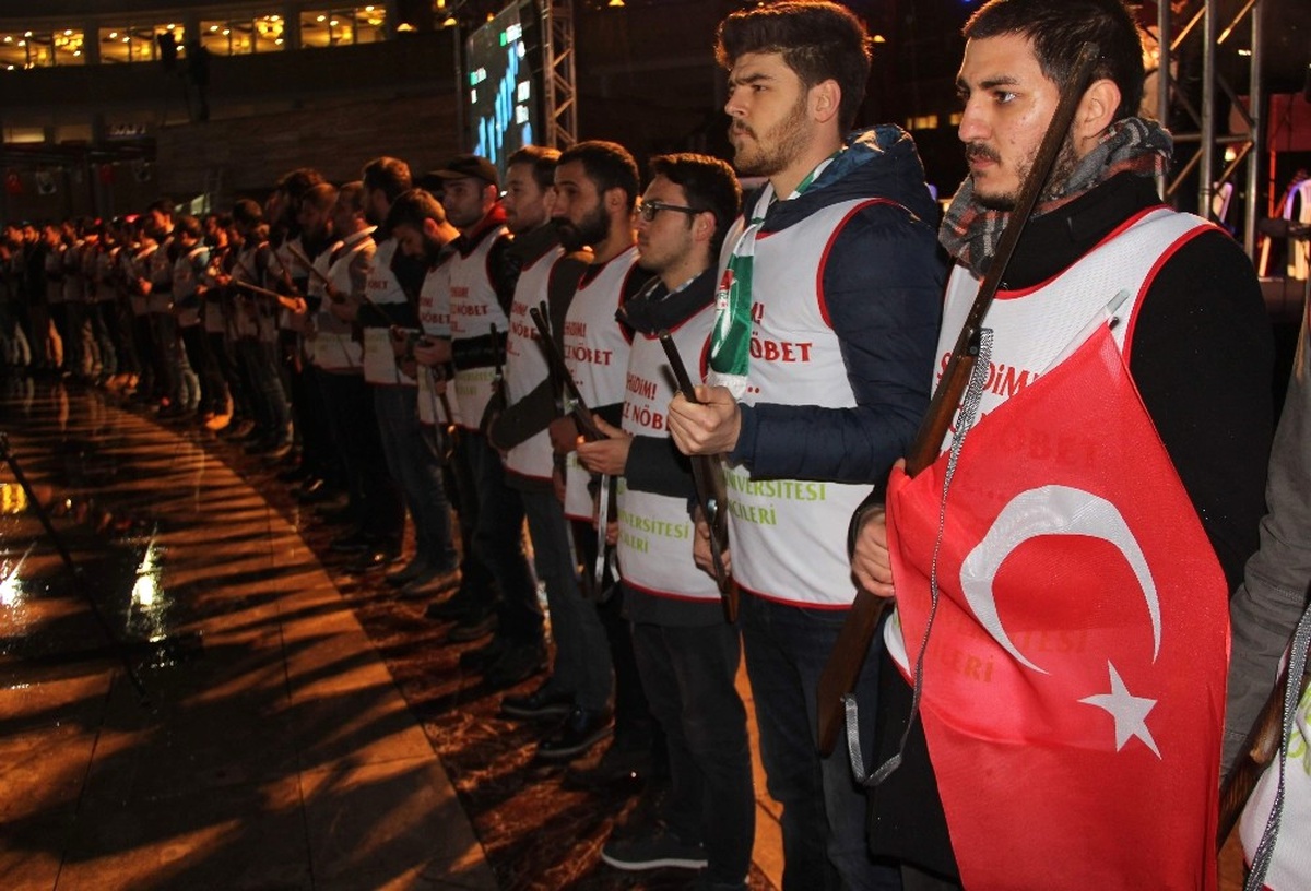 Kbü\'de "Şehidim, Bu Gece Nöbet Bizde" Etkinliği