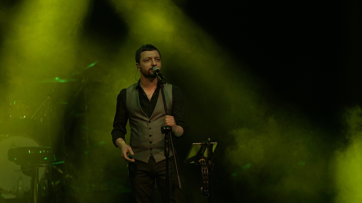 Mehmet Erdem\'den Müzik Ziyafeti
