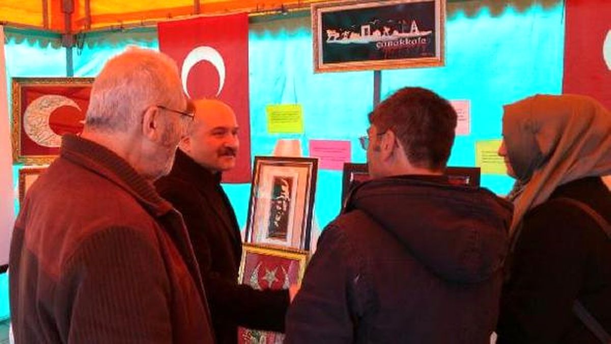 MHP Grup Başkanvekili Usta "Çanakkale" Sergisini Gezdi
