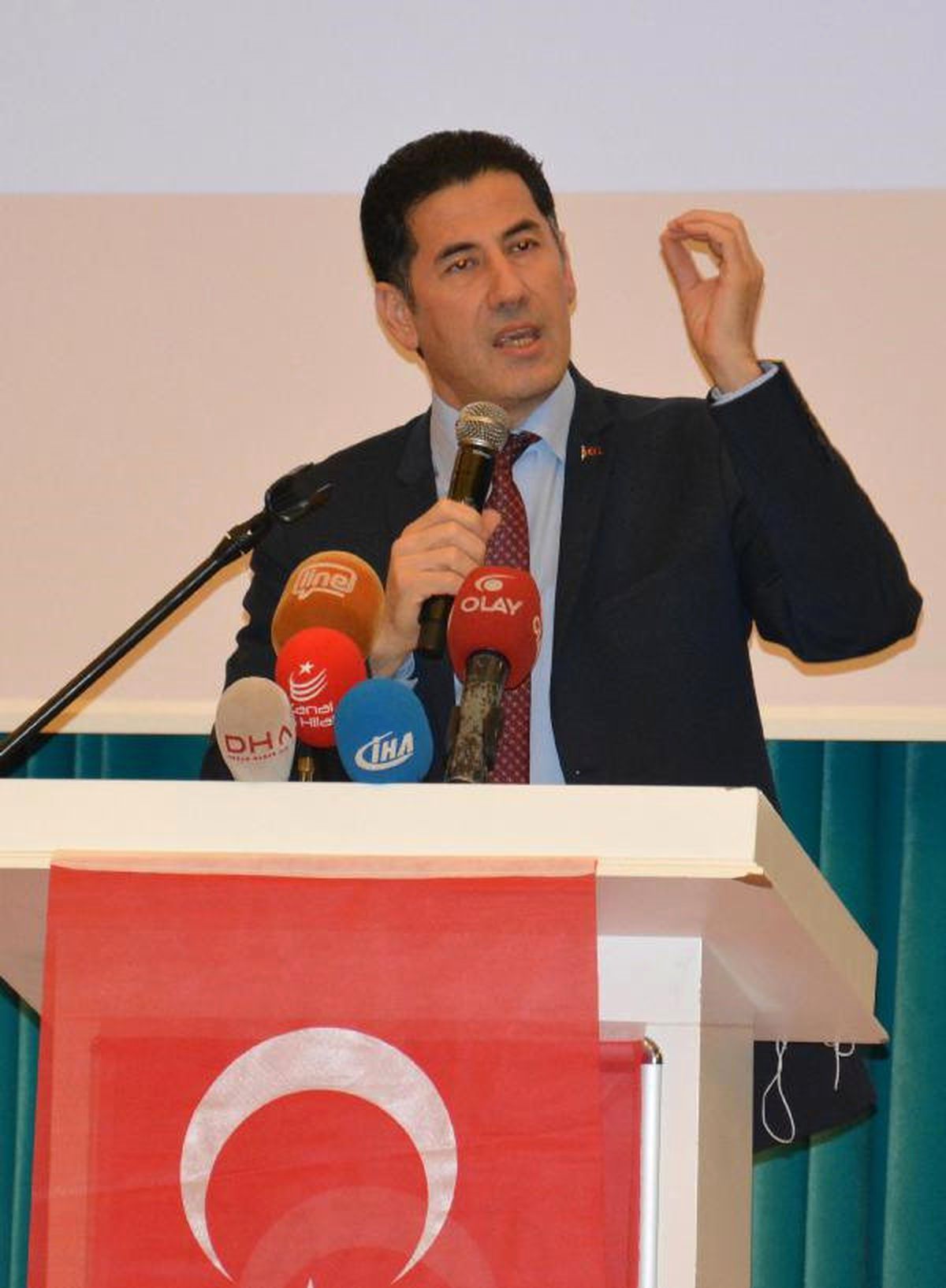 Oğan: Eli Silah Tutan 1 Milyon Suriyeli\'ye Git Ülkeni Teröristten Kurtar Diyeceğiz