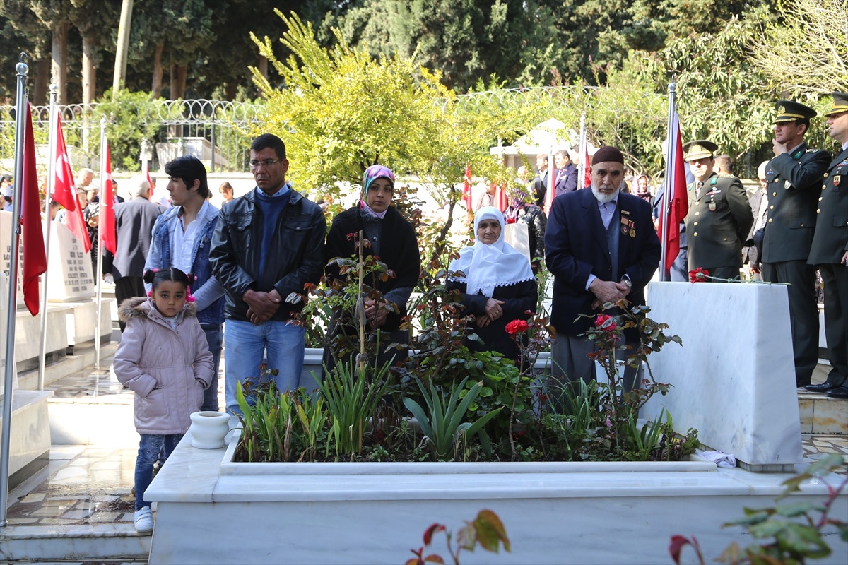 Şehitleri Anma Günü ve Çanakkale Deniz Zaferi\'nin 102. Yılı
