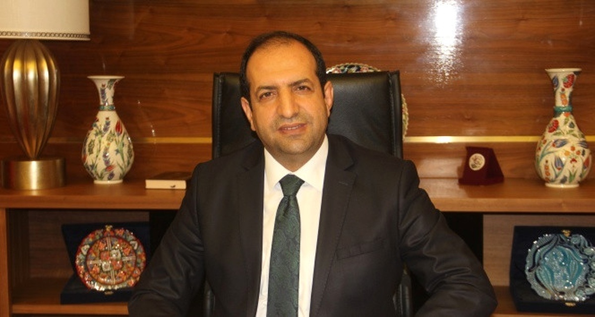 Şehitleri Anma Günü ve Çanakkale Deniz Zaferi\'nin 102. Yılı