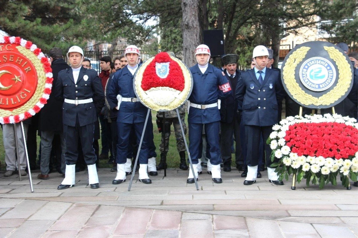 Şehitleri Anma Günü ve Çanakkale Deniz Zaferi\'nin 102. Yılı