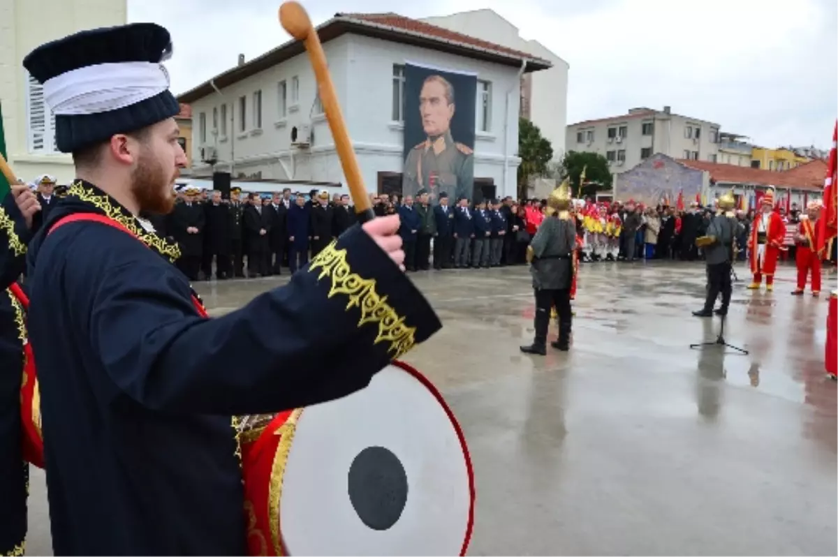 Şehitleri Anma Günü ve Çanakkale Deniz Zaferi\'nin 102. Yılı