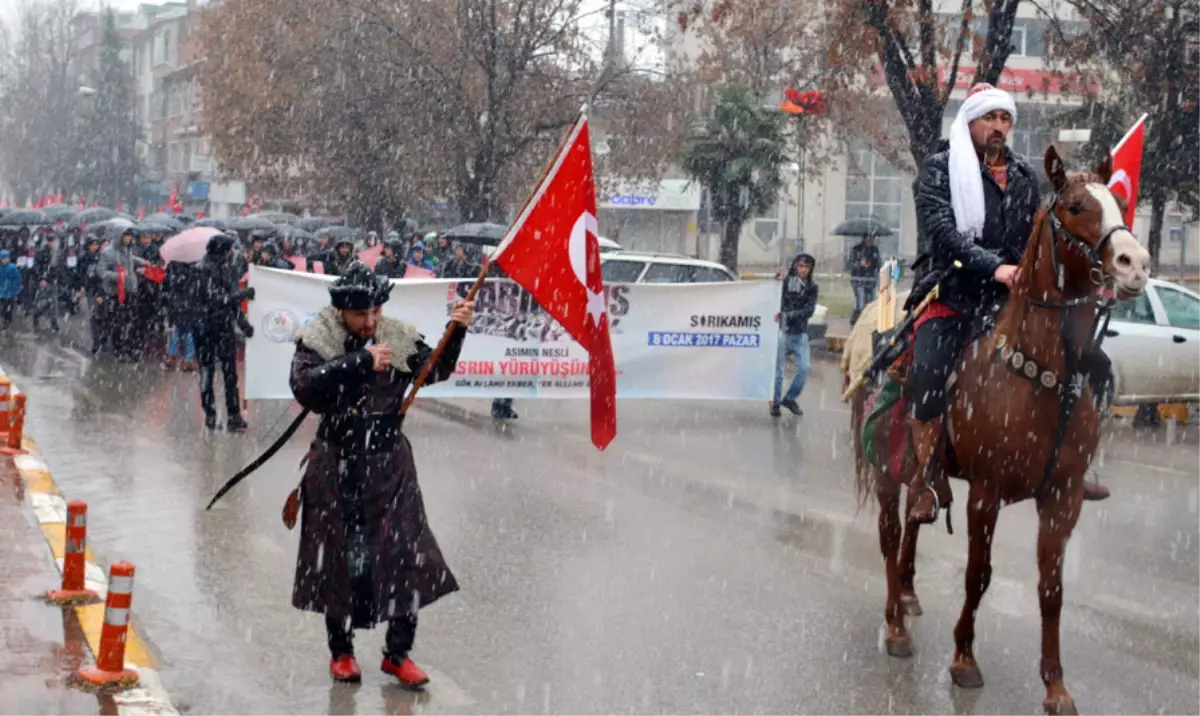 Şehitleri Anma Günü ve Çanakkale Deniz Zaferi\'nin 102. Yılı