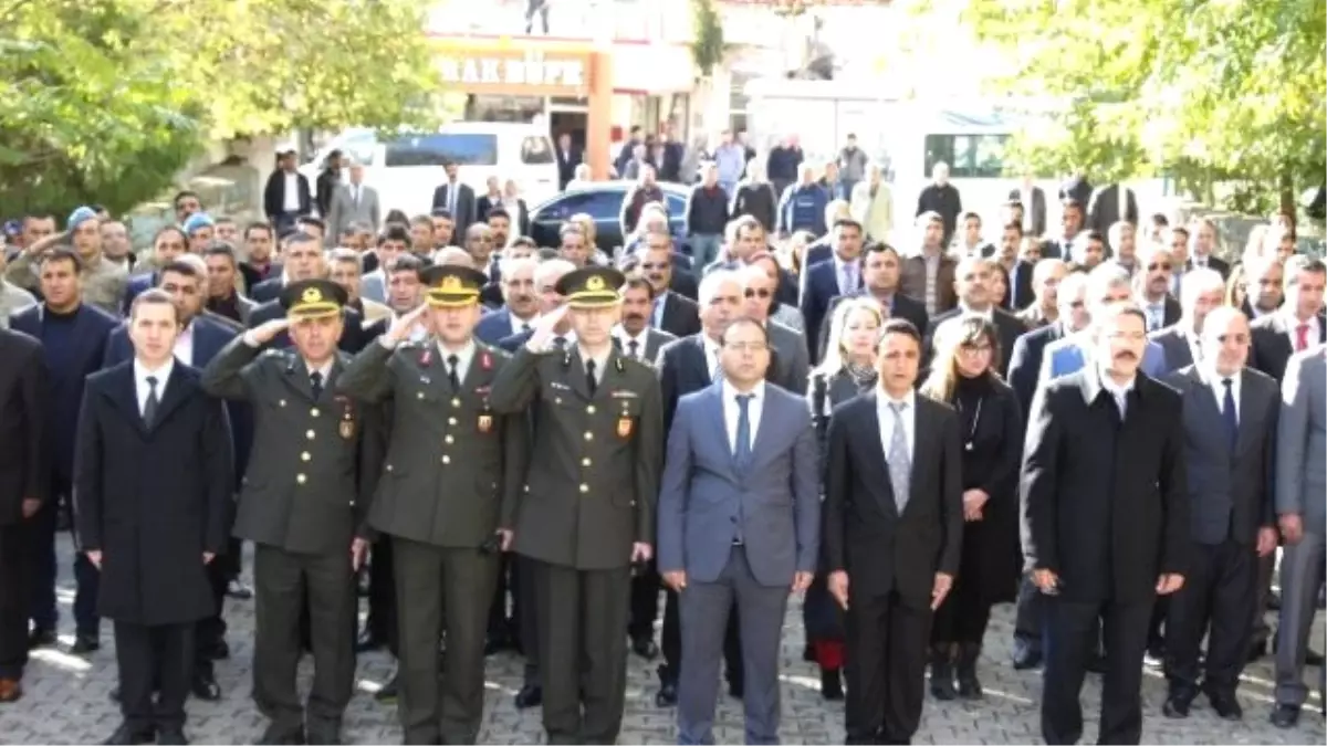 Şehitleri Anma Günü ve Çanakkale Deniz Zaferinin 102. Yılı