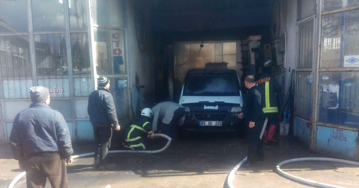 Vezirköprü\'de İş Yeri Yangını