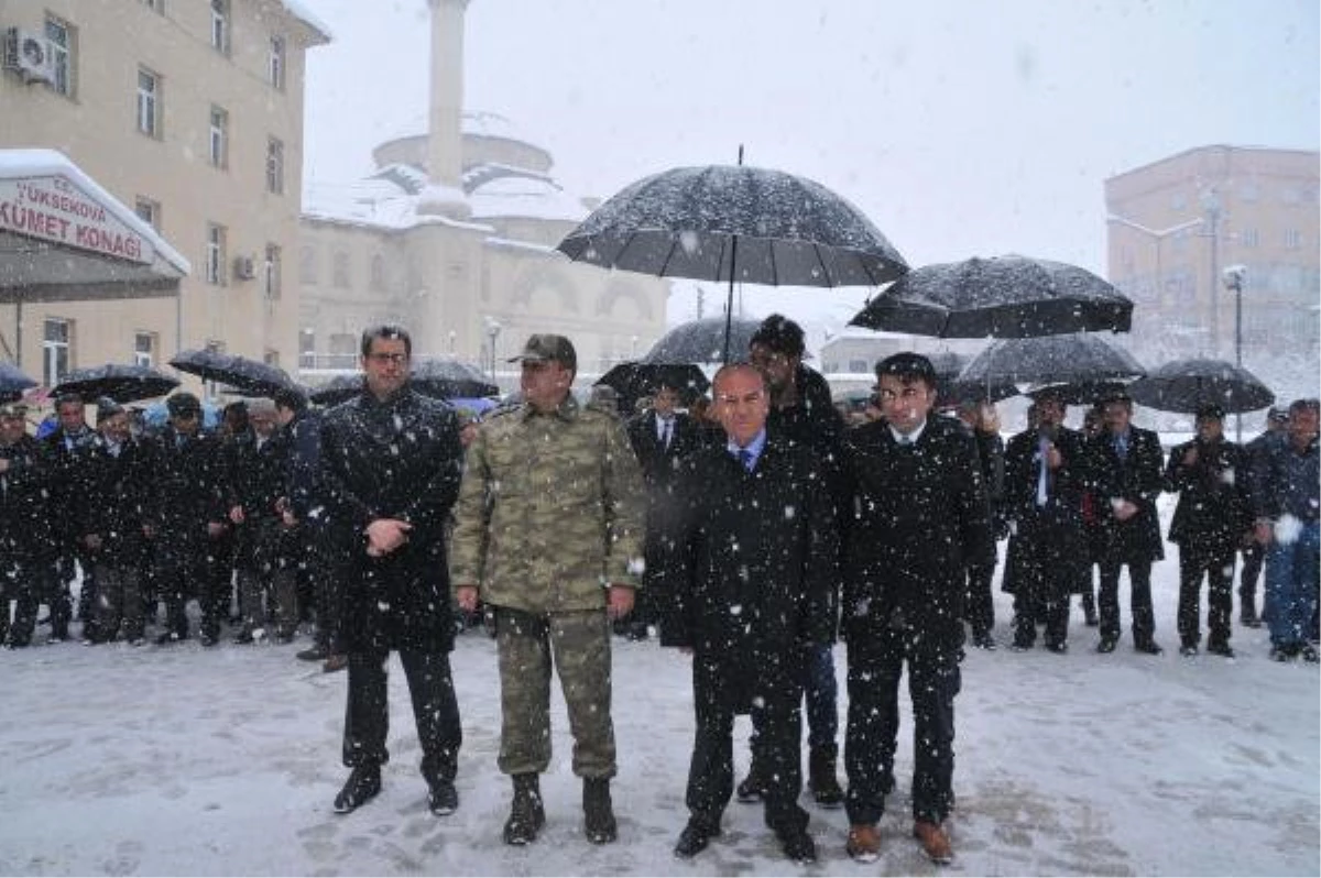 Yüksekova\'da 18 Mart Çanakkale Şehitleri Anma Töreni