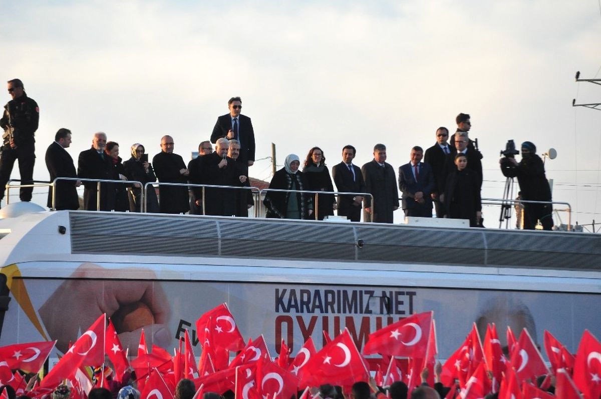 Başbakan\'dan Ayvacık\'a Konut Müjdesi