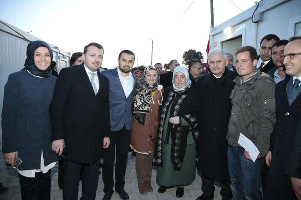 Başbakan Yıldırım\'dan Türkiye Genelindeki 14.7 Milyon Genç İçin Özel Mektup