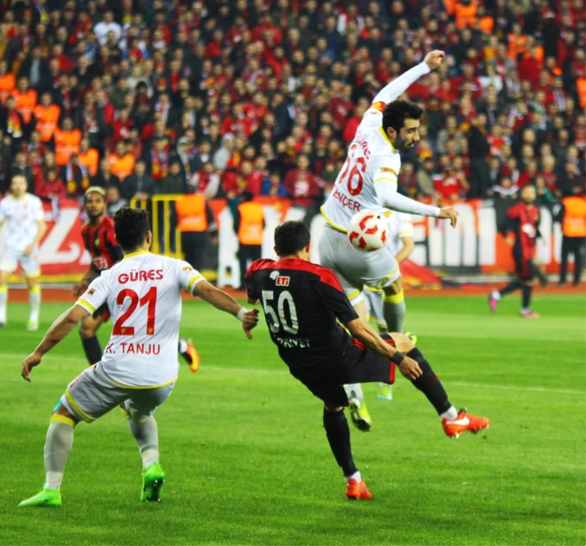 Eskişehirspor-Göztepe: 4-0