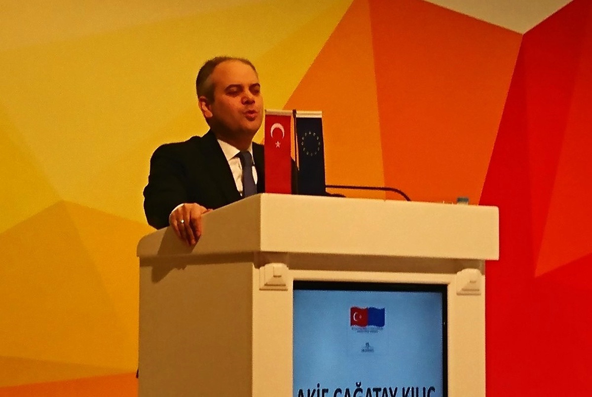 Gençlik ve Spor Bakanı Kılıç\'tan Ağrı Birlik Spor\'a "Geçmiş Olsun" Tweeti