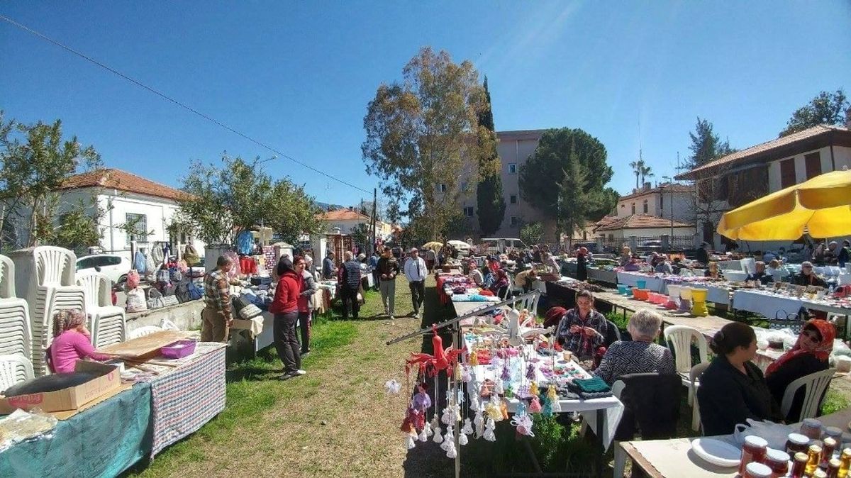 Köyceğiz\'de Ekolojik Pazar Kuruldu