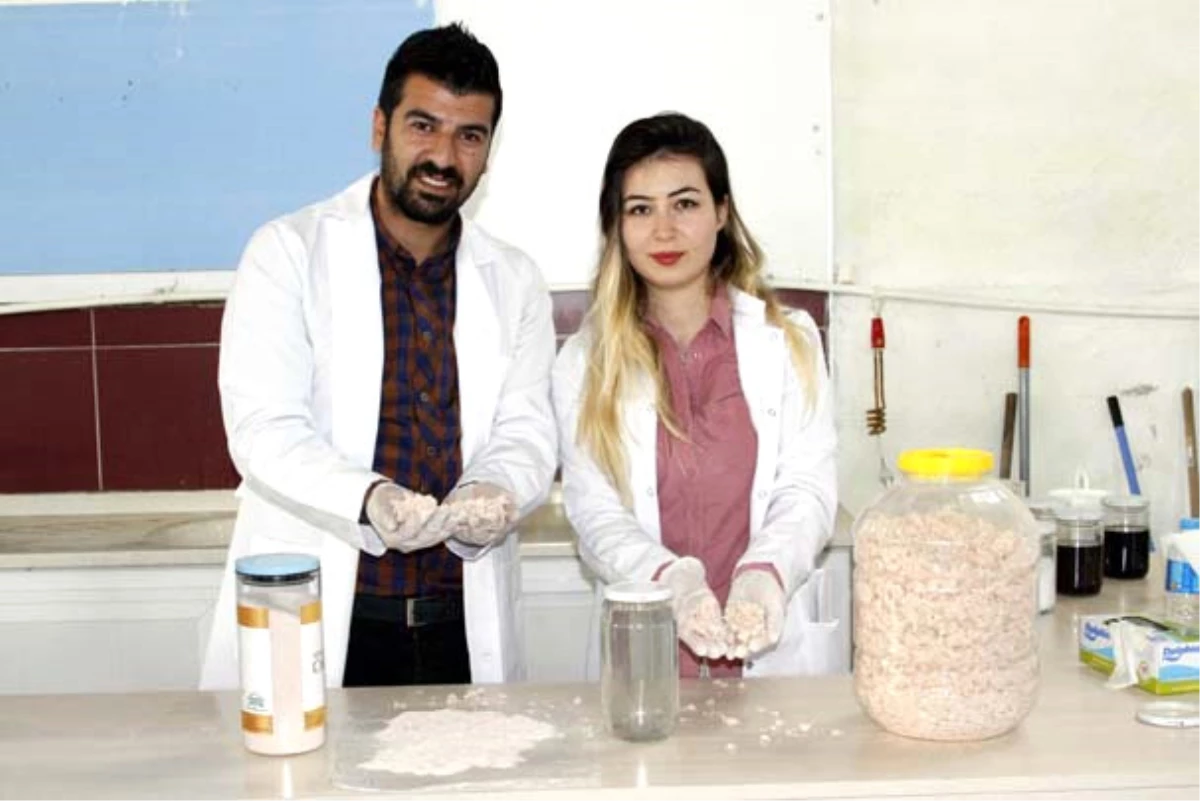 Türk Kimyagerler Kanı Durduracak Mucizevi Bez Üretti
