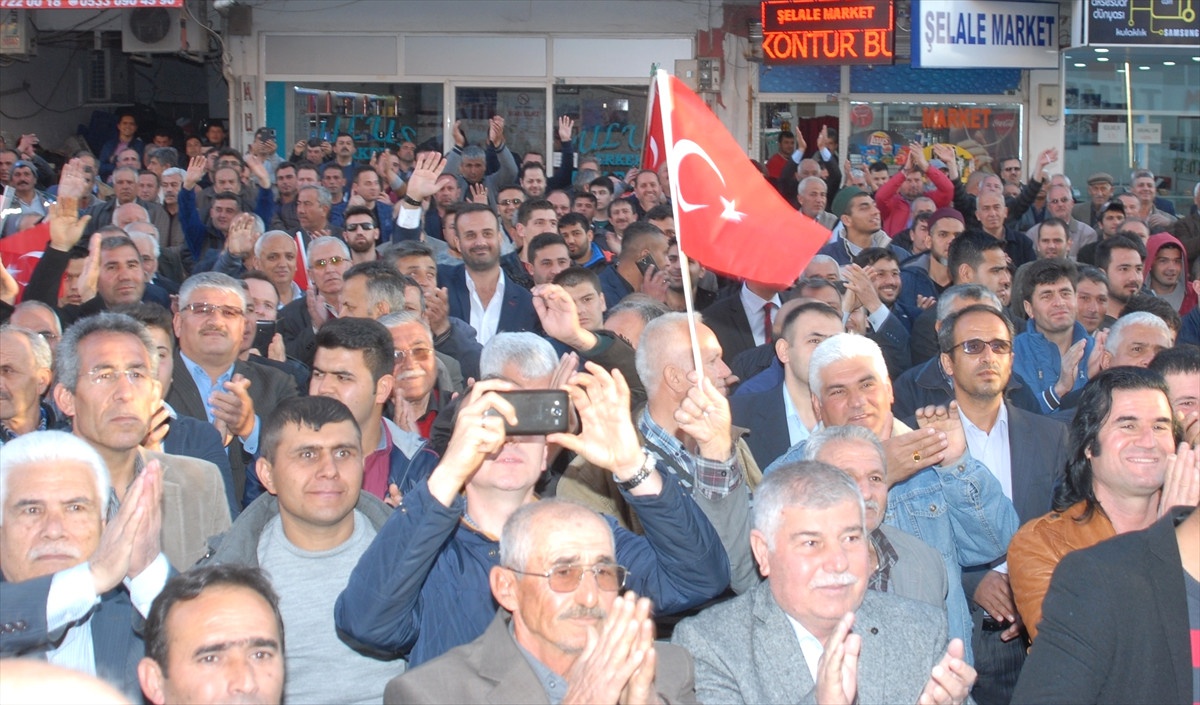 Üstümüzdeki Yüklerden ve Ayağımızdaki Zincirlerden Kurtulacağız"