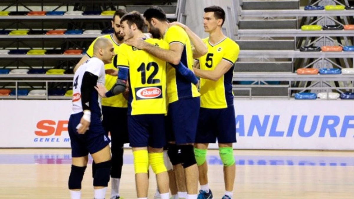 Voleybol: Efeler Ligi