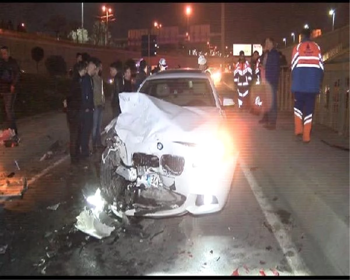 Zeytinburnu\'nda Trafik Kazası: 1 Yaralı