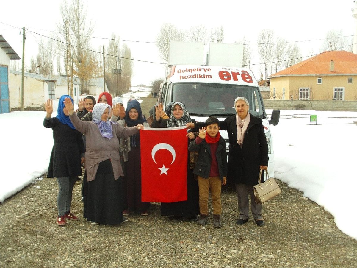 AK Parti\'den Referandum Çalışması
